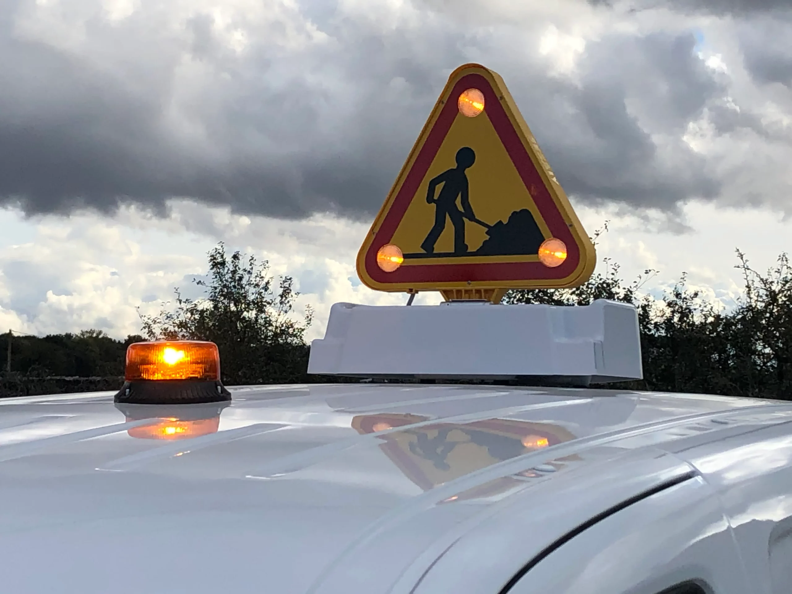 Éclairage et signalisation